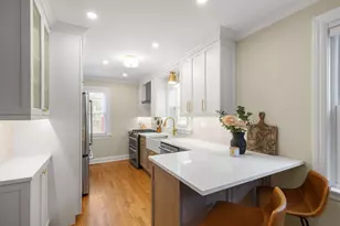 5823 N Merrimac Ave, Chicago, IL 60646 - Photo 14