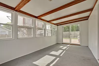 648 N Greenview Avenue, Mundelein, IL 60060 - Photo 30