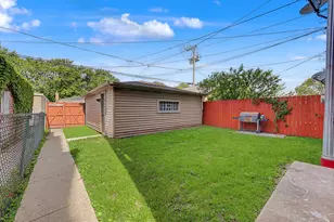 10724 S Ave C, Chicago, IL 60617 - Photo 18
