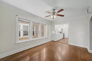 10724 S Ave C, Chicago, IL 60617 - Photo 8