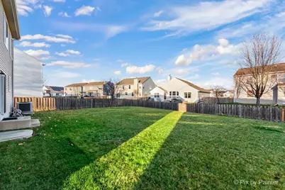 1065 Port Royal Road, Pingree Grove, IL 60140 - Photo 30