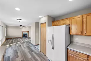 1065 Port Royal Rd, Pingree Grove, IL 60140 - Photo 6