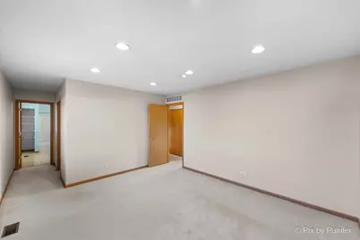 1065 Port Royal Road, Pingree Grove, IL 60140 - Photo 16