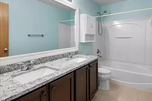 1065 Port Royal Rd, Pingree Grove, IL 60140 - Photo 20