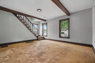 359 W State St, Paxton, IL 60957 - Photo 8