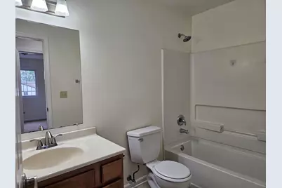 833 Village Quarter Road #G2, West Dundee, IL 60118 - Photo 16