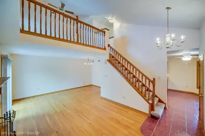 7940 W Tiffany Court, Palos Hills, IL 60465 - Photo 6