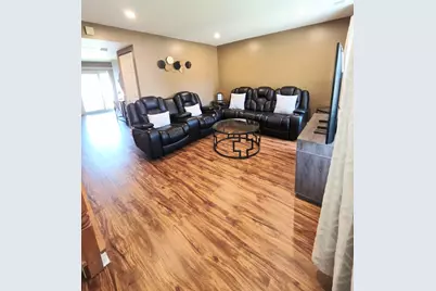 1294 Downing Street, Roselle, IL 60172 - Photo 12
