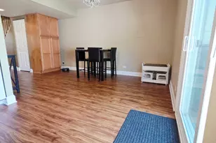 1294 Downing St, Roselle, IL 60172 - Photo 16