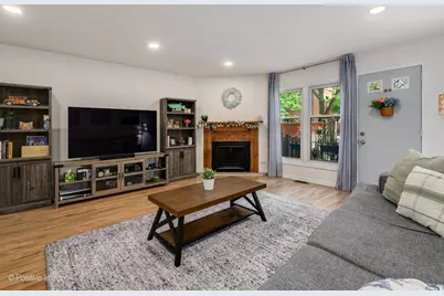 492 W Belmont Avenue, Chicago, IL 60657 - Photo 6