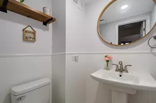 492 W Belmont Ave, Chicago, IL 60657 - Photo 14