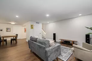 492 W Belmont Ave, Chicago, IL 60657 - Photo 22