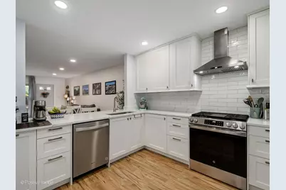 492 W Belmont Avenue, Chicago, IL 60657 - Photo 12
