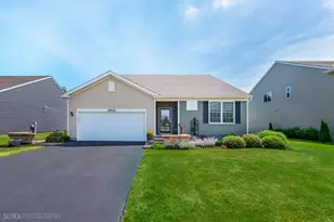 1902 Doolin Ave, McHenry, IL 60050 - Photo 1