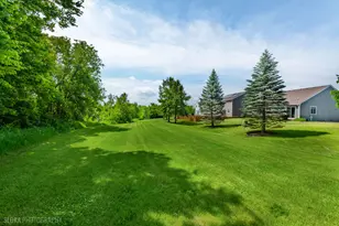 1902 Doolin Ave, McHenry, IL 60050 - Photo 40