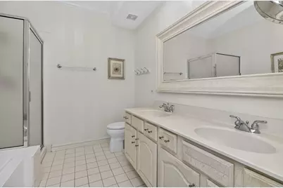 7940 Ashbrook Court, Darien, IL 60561 - Photo 14