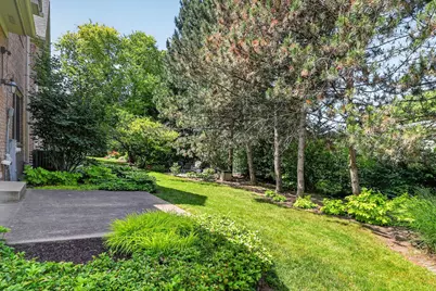 7940 Ashbrook Court, Darien, IL 60561 - Photo 22