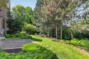 7940 Ashbrook Ct, Darien, IL 60561 - Photo 22