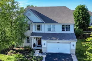8305 Waterbury Dr, Joliet, IL 60431 - Photo 2