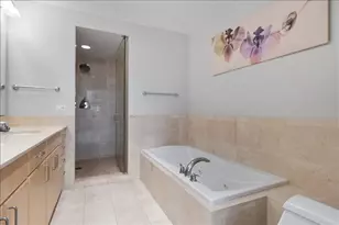55 E Erie St, Chicago, IL 60611 - Photo 18