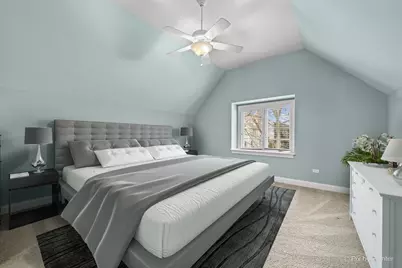 434 W Benton Avenue, Naperville, IL 60540 - Photo 18