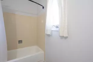 296 Tanager Ct, Deerfield, IL 60015 - Photo 12