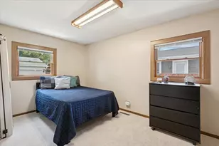 1518 Ridgeway St, Round Lake Beach, IL 60073 - Photo 14