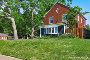 1605 N Jackson St, Waukegan, IL 60085 - Photo 2