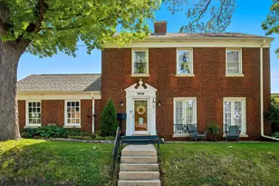 1605 N Jackson St, Waukegan, IL 60085 - Photo 1