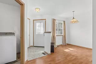 22990 Westwind Dr, Richton Park, IL 60471 - Photo 4