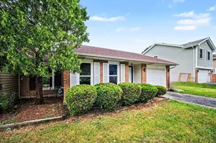 128 Majestic Dr, Lombard, IL 60148 - Photo 1