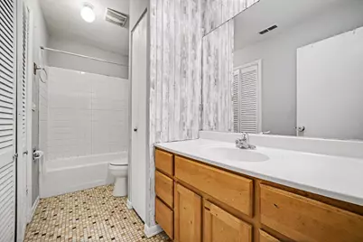 128 Majestic Drive, Lombard, IL 60148 - Photo 14