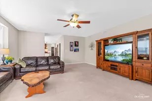 23660 Adams Ct, Plainfield, IL 60586 - Photo 6