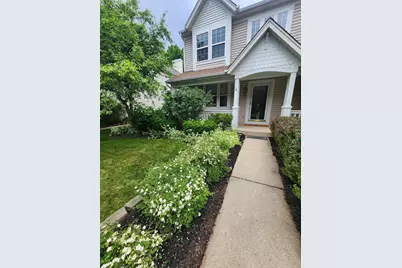 460 Arlington Lane, Grayslake, IL 60030 - Photo 2