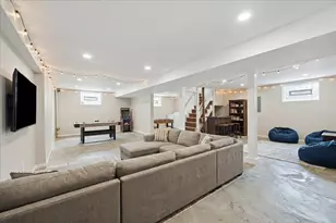 [Address not provided], Park Ridge, IL 60068 - Photo 20