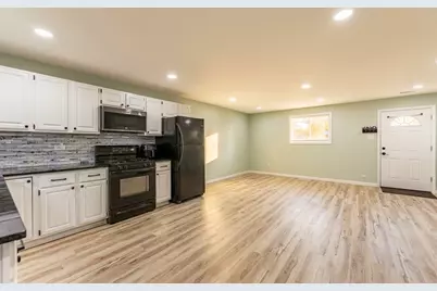 210 Mantua Street, Park Forest, IL 60466 - Photo 4