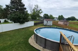396 Nantucket Ct, Bartlett, IL 60103 - Photo 16