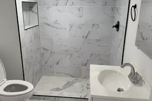 8232 S Calumet Ave, Chicago, IL 60619 - Photo 42