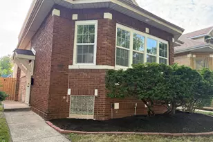 8232 S Calumet Ave, Chicago, IL 60619 - Photo 1