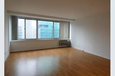 211 E Ohio Street #2719, Chicago, IL 60611 - Photo 6