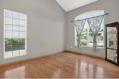 395 S Palmer Drive, Bolingbrook, IL 60490 - Photo 6