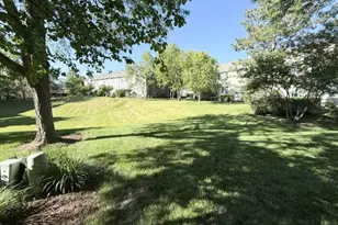 5454 Elizabeth Pl, Rolling Meadows, IL 60008 - Photo 20