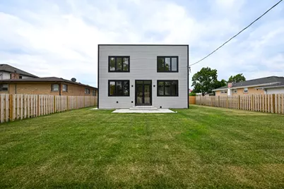4015 Goss Avenue, Schiller Park, IL 60176 - Photo 6