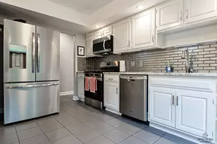 3130 Scenicwood Ln, Woodridge, IL 60517 - Photo 12