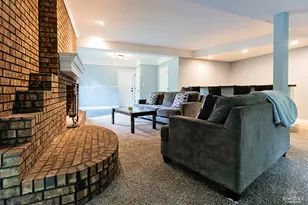 3130 Scenicwood Ln, Woodridge, IL 60517 - Photo 30