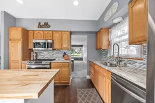230 Plymouth Ln, Bolingbrook, IL 60440 - Photo 12