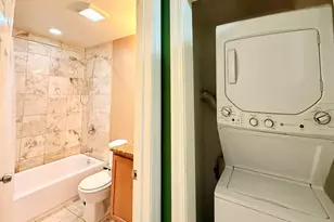 2315 W Rosemont Ave, Chicago, IL 60659 - Photo 4