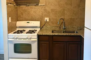 827 College Blvd, Addison, IL 60101 - Photo 6