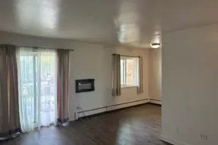 827 College Blvd, Addison, IL 60101 - Photo 2