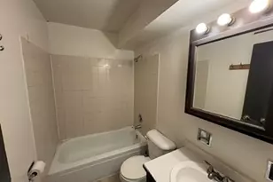 827 College Blvd, Addison, IL 60101 - Photo 8